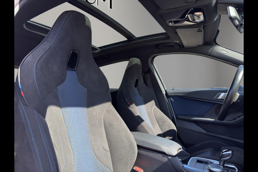 BMW 1-serie 118i M-Sport Executive Edition | Panoramdak | Alcantara | Verw Stoelen | Camera | Nette Auto.