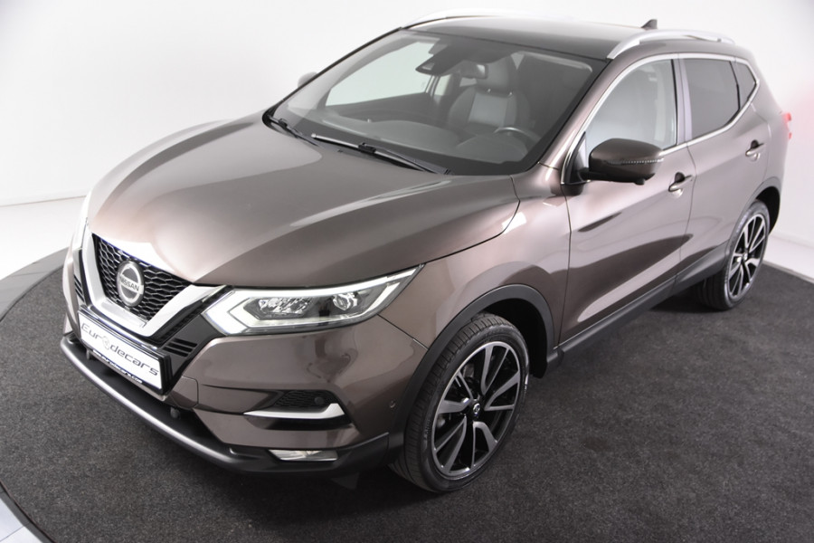 Nissan QASHQAI 1.3 DIG-T Tekna *Panoramadak*Trekhaak*360 Camera*