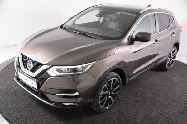 Nissan QASHQAI 1.3 DIG-T Tekna *Panoramadak*Trekhaak*360 Camera*
