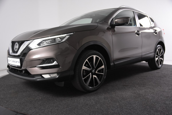 Nissan QASHQAI 1.3 DIG-T Tekna *Panoramadak*Trekhaak*360 Camera*