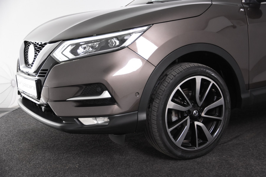 Nissan QASHQAI 1.3 DIG-T Tekna *Panoramadak*Trekhaak*360 Camera*