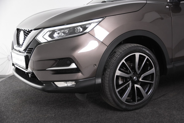Nissan QASHQAI 1.3 DIG-T Tekna *Panoramadak*Trekhaak*360 Camera*
