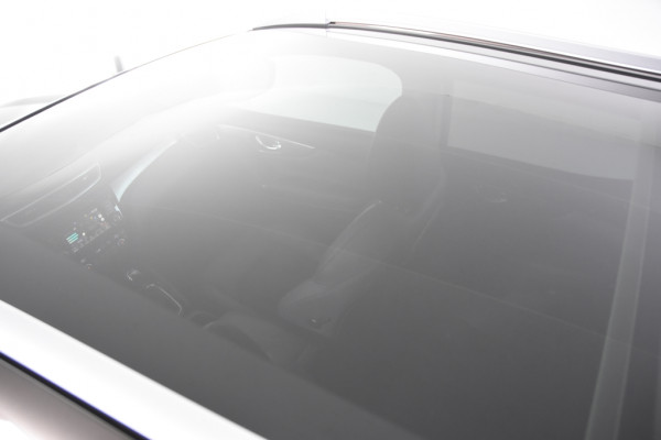 Nissan QASHQAI 1.3 DIG-T Tekna *Panoramadak*Trekhaak*360 Camera*