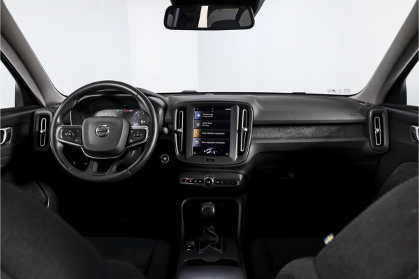 Volvo XC40 1.5 T2 Momentum 130 PK | Dig. Cockpit | Cruise | Stoel-+Stuurverw. | PDC | NAV + App. Connect | ECC | LM 19" |