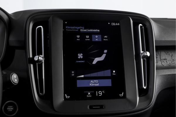 Volvo XC40 1.5 T2 Momentum 130 PK | Dig. Cockpit | Cruise | Stoel-+Stuurverw. | PDC | NAV + App. Connect | ECC | LM 19" |