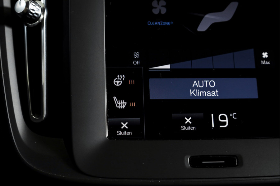 Volvo XC40 1.5 T2 Momentum 130 PK | Dig. Cockpit | Cruise | Stoel-+Stuurverw. | PDC | NAV + App. Connect | ECC | LM 19" |