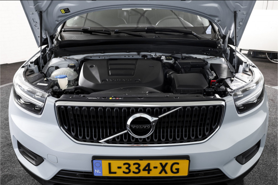 Volvo XC40 1.5 T2 Momentum 130 PK | Dig. Cockpit | Cruise | Stoel-+Stuurverw. | PDC | NAV + App. Connect | ECC | LM 19" |