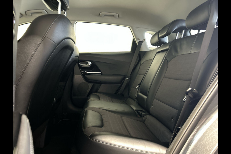Kia Niro 1.6 GDi Hybrid First Edition | Achteruitrijcamera | Navigatie | Apple Carplay / Android Auto