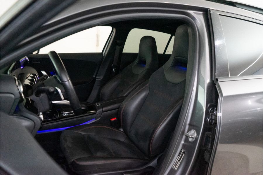 Mercedes-Benz A-Klasse 180 Business Solution AMG 136PK | Pano | Sfeer | Stoplichtweergave | Carplay | Garantie