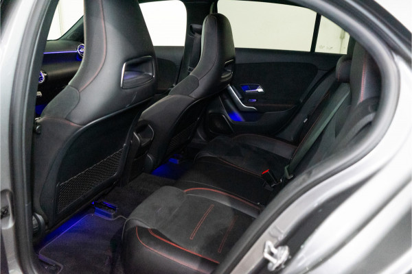Mercedes-Benz A-Klasse 180 Business Solution AMG 136PK | Pano | Sfeer | Stoplichtweergave | Carplay | Garantie