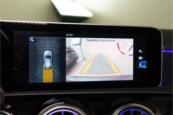 Mercedes-Benz A-Klasse 180 Business Solution AMG 136PK | Pano | Sfeer | Stoplichtweergave | Carplay | Garantie