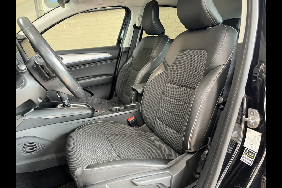 Renault Arkana 1.3 TCe Intens 140pk | Groot Navi | Bose | 18" | ACC | Blindspot | Camera | 100% dealer onderhouden!