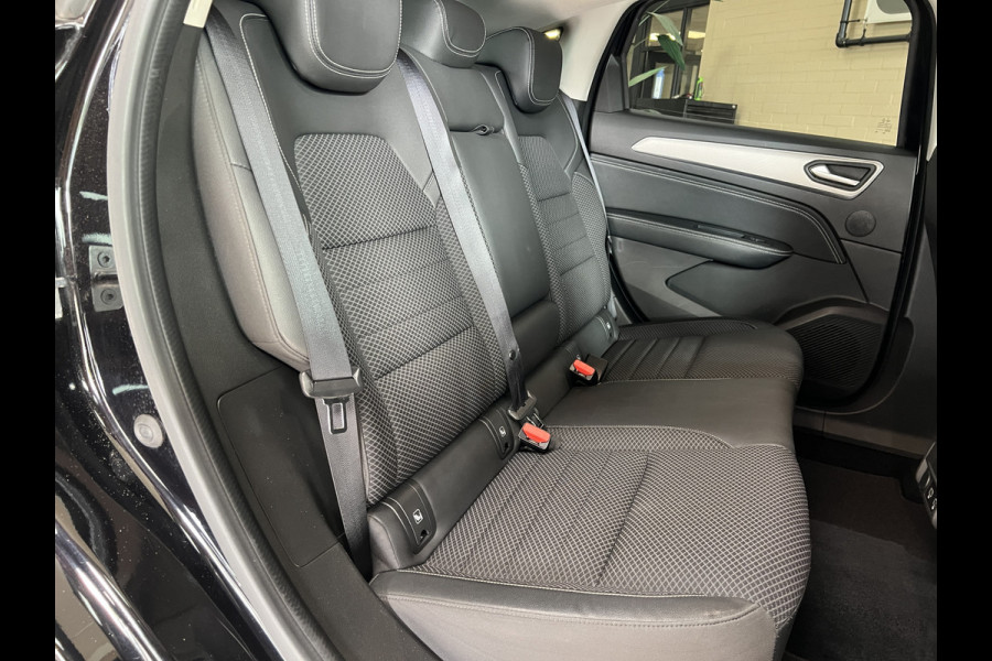 Renault Arkana 1.3 TCe Intens 140pk | Groot Navi | Bose | 18" | ACC | Blindspot | Camera | 100% dealer onderhouden!
