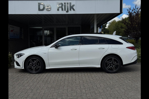 Mercedes-Benz CLA-Klasse Shooting Brake 250 e AMG Line | Pano, Navi, Camera, Stoelverw., Sfeerverl., MQB Virt. Cockp.