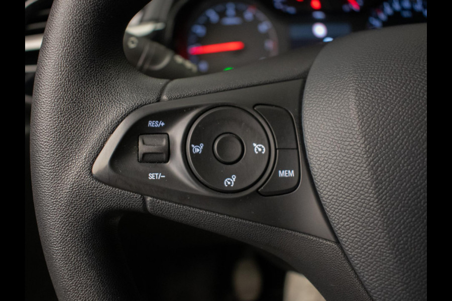 Opel Corsa 1.2 Edition Sport (APPLE CARPLAY,NAVIGATIE,PDC,LED,CRUISE,BLUETOOTH,DAB,SPORTSTOELEN,NIEUWE APK,NETTE STAAT)