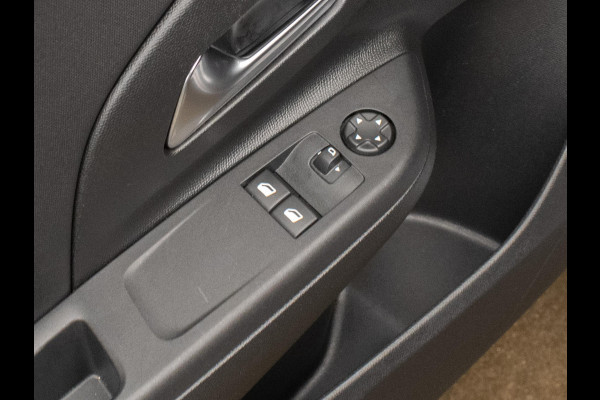 Opel Corsa 1.2 Edition Sport (APPLE CARPLAY,NAVIGATIE,PDC,LED,CRUISE,BLUETOOTH,DAB,SPORTSTOELEN,NIEUWE APK,NETTE STAAT)