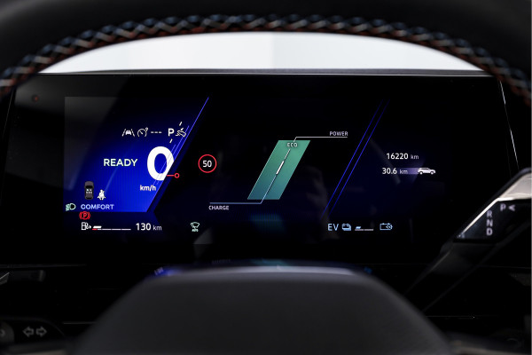 Renault Austral 1.2 E-Tech full hybrid 200 techno esprit Alpine | Dig. Cockpit | Adapt. Cruise | Stoel-+Voorruitverw. | PDC | Camera | NAV + App. Connect | ECC | DAB | LM 20" | 7639