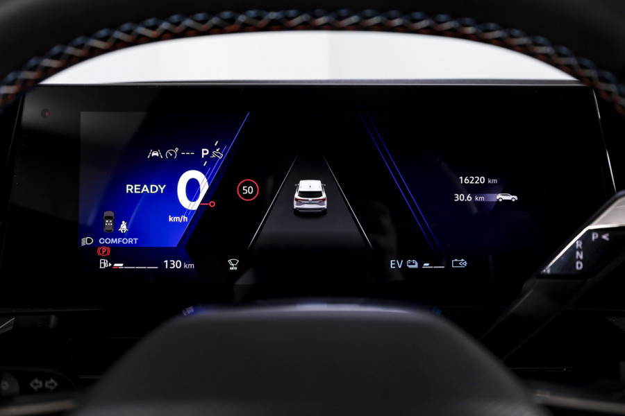 Renault Austral 1.2 E-Tech full hybrid 200 techno esprit Alpine | Dig. Cockpit | Adapt. Cruise | Stoel-+Voorruitverw. | PDC | Camera | NAV + App. Connect | ECC | DAB | LM 20" | 7639