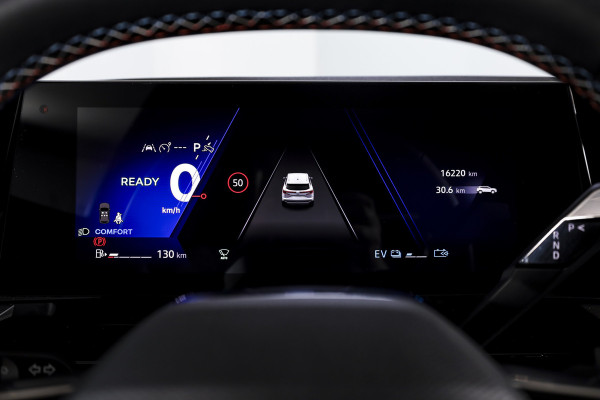 Renault Austral 1.2 E-Tech full hybrid 200 techno esprit Alpine | Dig. Cockpit | Adapt. Cruise | Stoel-+Voorruitverw. | PDC | Camera | NAV + App. Connect | ECC | DAB | LM 20" | 7639