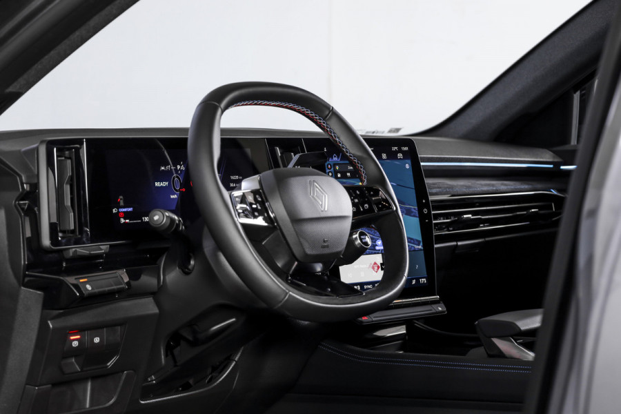 Renault Austral 1.2 E-Tech full hybrid 200 techno esprit Alpine | Dig. Cockpit | Adapt. Cruise | Stoel-+Voorruitverw. | PDC | Camera | NAV + App. Connect | ECC | DAB | LM 20" | 7621