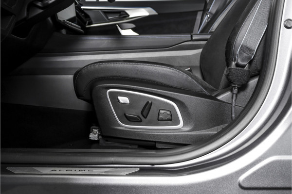 Renault Austral 1.2 E-Tech full hybrid 200 techno esprit Alpine | Dig. Cockpit | Adapt. Cruise | Stoel-+Voorruitverw. | PDC | Camera | NAV + App. Connect | ECC | DAB | LM 20" | 7621
