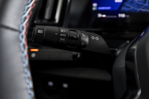 Renault Austral 1.2 E-Tech full hybrid 200 techno esprit Alpine | Dig. Cockpit | Adapt. Cruise | Stoel-+Voorruitverw. | PDC | Camera | NAV + App. Connect | ECC | DAB | LM 20" | 7621