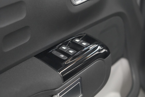 Citroën C3 PureTech 82 S&S Feel Edition | Apple Carplay | Parkeersensoren | Stoelverwarming | Climate Control