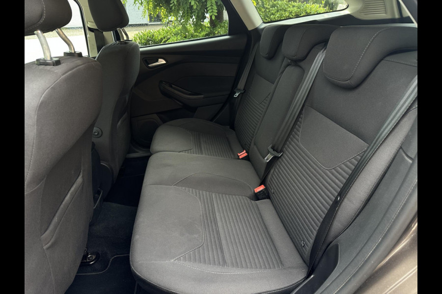 Ford FOCUS Wagon 1.0 Titanium Keyless Cruise Control Stoelverw. Navi PDC 16''LM