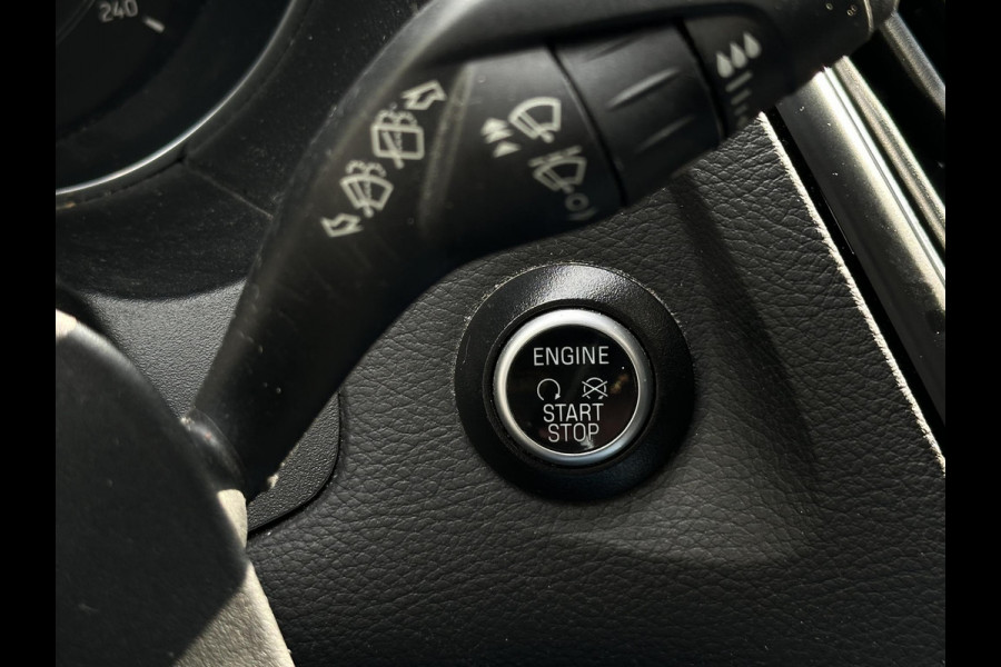 Ford FOCUS Wagon 1.0 Titanium Keyless Cruise Control Stoelverw. Navi PDC 16''LM