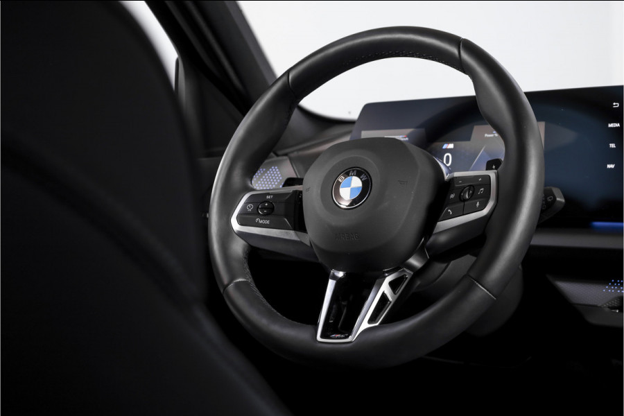BMW 1-serie 120 M Sport - Automaat | Dig. Cockpit | Adapt. Cruise | Stoelverw. | Leder | PDC | Camera | NAV + App. Connect | ECC | DAB | LM 18" | 0975