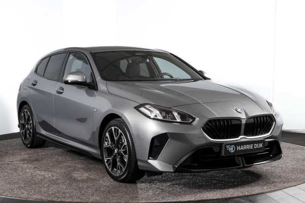 BMW 1-serie 120 M Sport - Automaat | Dig. Cockpit | Adapt. Cruise | Stoelverw. | Leder | PDC | Camera | NAV + App. Connect | ECC | DAB | LM 18" | 0975