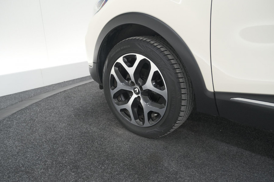 Renault Captur TCe 90 Intens | Trekhaak | Camera | Navigatie | Parkeersensoren