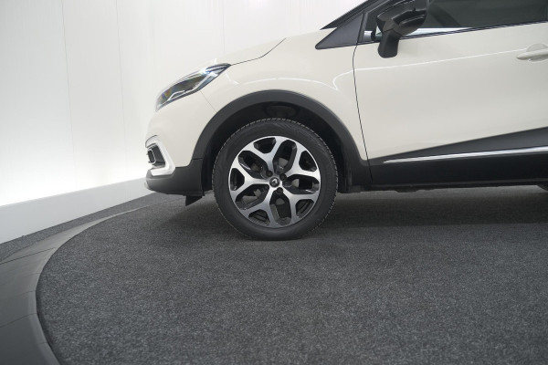 Renault Captur TCe 90 Intens | Trekhaak | Camera | Navigatie | Parkeersensoren