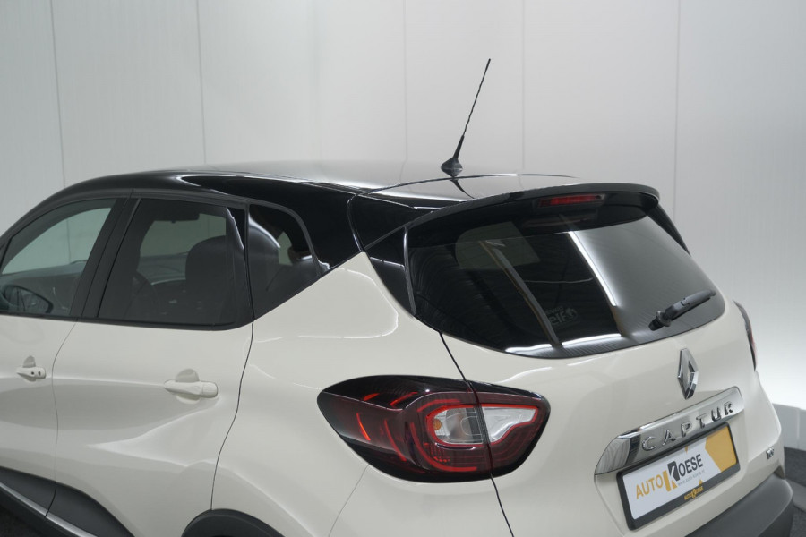 Renault Captur TCe 90 Intens | Trekhaak | Camera | Navigatie | Parkeersensoren