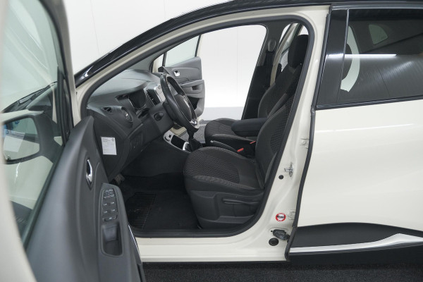 Renault Captur TCe 90 Intens | Trekhaak | Camera | Navigatie | Parkeersensoren