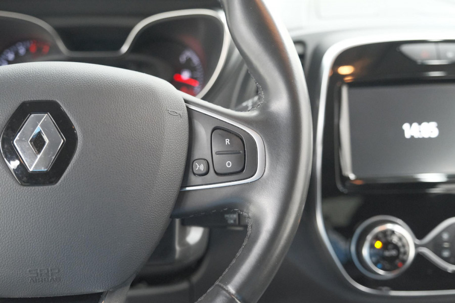 Renault Captur TCe 90 Intens | Trekhaak | Camera | Navigatie | Parkeersensoren