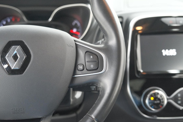 Renault Captur TCe 90 Intens | Trekhaak | Camera | Navigatie | Parkeersensoren