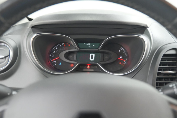 Renault Captur TCe 90 Intens | Trekhaak | Camera | Navigatie | Parkeersensoren