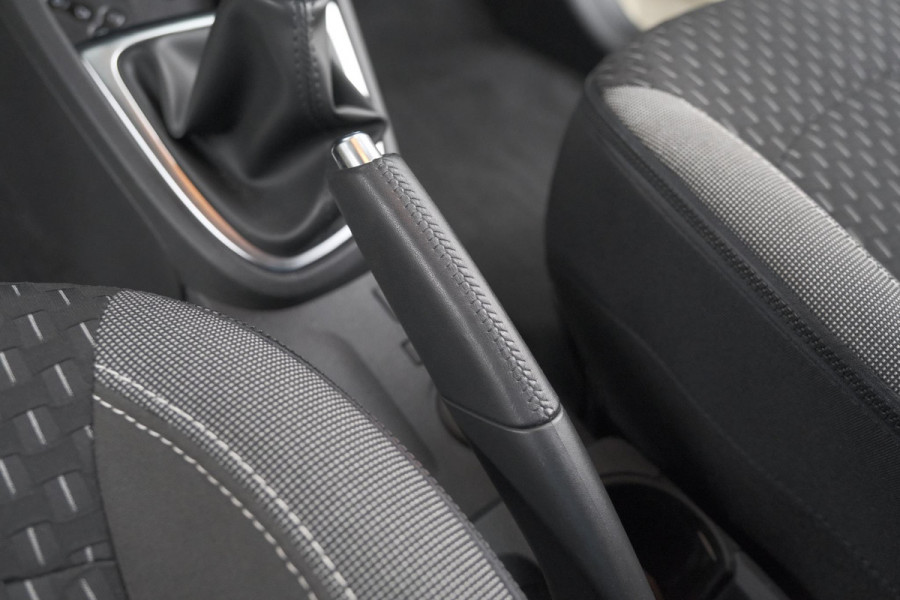 Renault Captur TCe 90 Intens | Trekhaak | Camera | Navigatie | Parkeersensoren