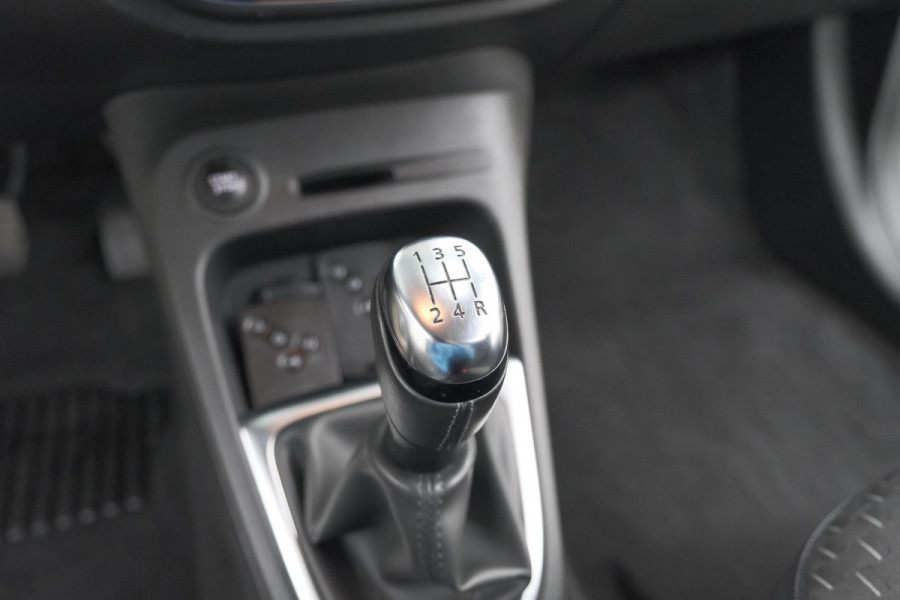 Renault Captur TCe 90 Intens | Trekhaak | Camera | Navigatie | Parkeersensoren