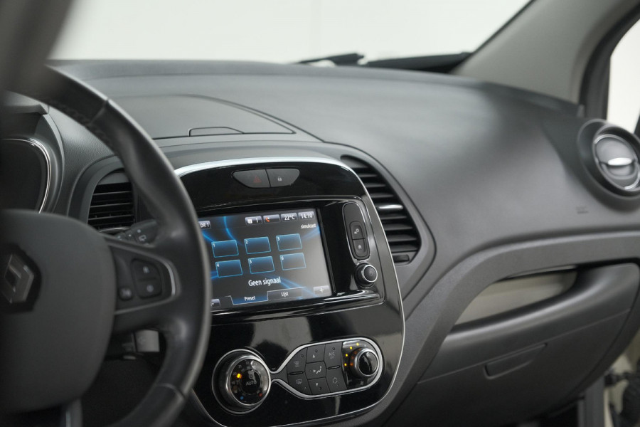 Renault Captur TCe 90 Intens | Trekhaak | Camera | Navigatie | Parkeersensoren