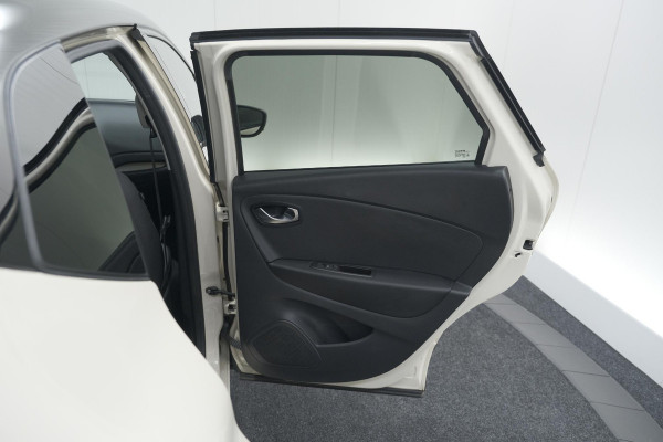 Renault Captur TCe 90 Intens | Trekhaak | Camera | Navigatie | Parkeersensoren