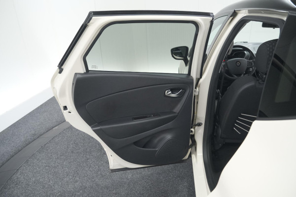 Renault Captur TCe 90 Intens | Trekhaak | Camera | Navigatie | Parkeersensoren
