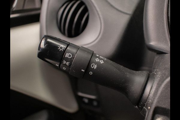 Toyota Aygo 1.0 VVT-i x-fun Sport (AIRCO,BLUETOOTH,CRUISE,LED,SPORTSTOELEN,NIEUWE APK,NETTE STAAT)