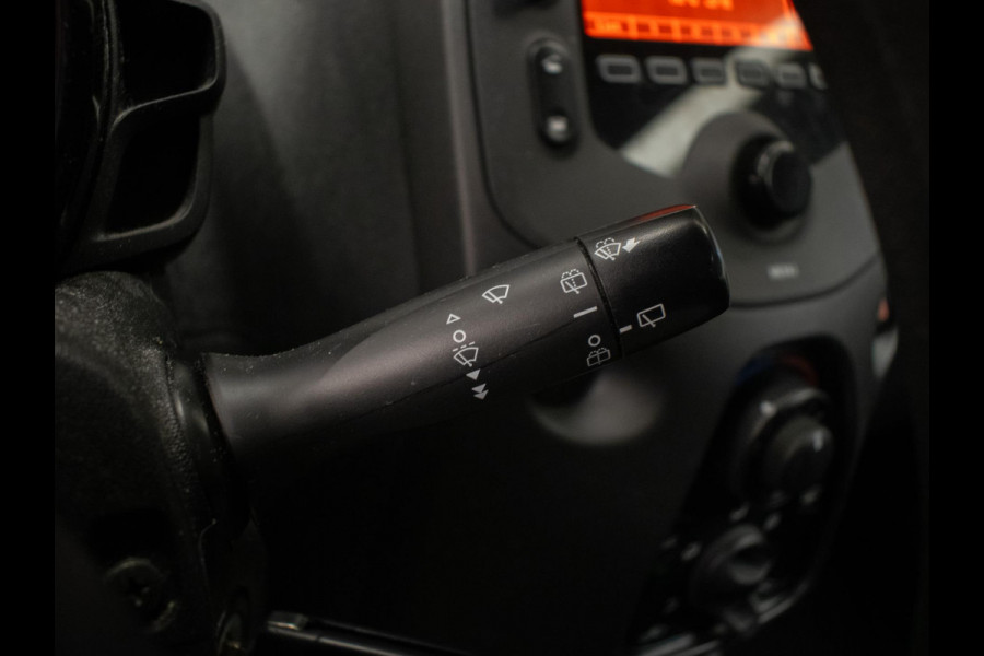 Toyota Aygo 1.0 VVT-i x-fun Sport (AIRCO,BLUETOOTH,CRUISE,LED,SPORTSTOELEN,NIEUWE APK,NETTE STAAT)