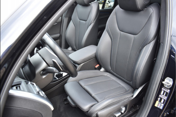 BMW X3 xDrive30e M-Sport Pakket 292 Pk Carbon Zwart Metallic Pano Navi Leder Camera Trekhaak Memory 20 Inch