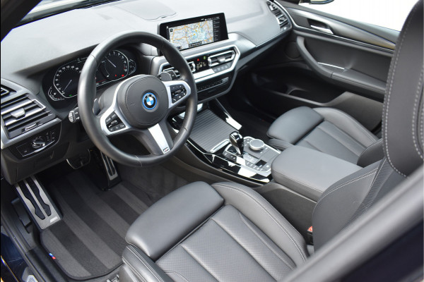 BMW X3 xDrive30e M-Sport Pakket 292 Pk Carbon Zwart Metallic Pano Navi Leder Camera Trekhaak Memory 20 Inch