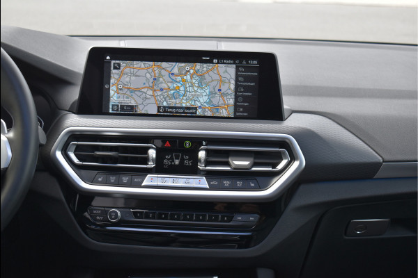 BMW X3 xDrive30e M-Sport Pakket 292 Pk Carbon Zwart Metallic Pano Navi Leder Camera Trekhaak Memory 20 Inch