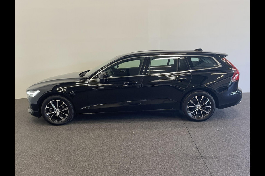 Volvo V60 2.0 B4 Momentum Climate control Cruise control adaptieve Parkeersensoren Achteruitrijd camera LED Verwarmde voorstoelen Lane assist Apple Carplay/ Android Auto