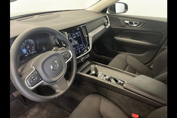 Volvo V60 2.0 B4 Momentum Climate control Cruise control adaptieve Parkeersensoren Achteruitrijd camera LED Verwarmde voorstoelen Lane assist Apple Carplay/ Android Auto